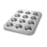 Chicago Metallic Glazed Aluminized Steel 12-Cupcake / Muffin Pan