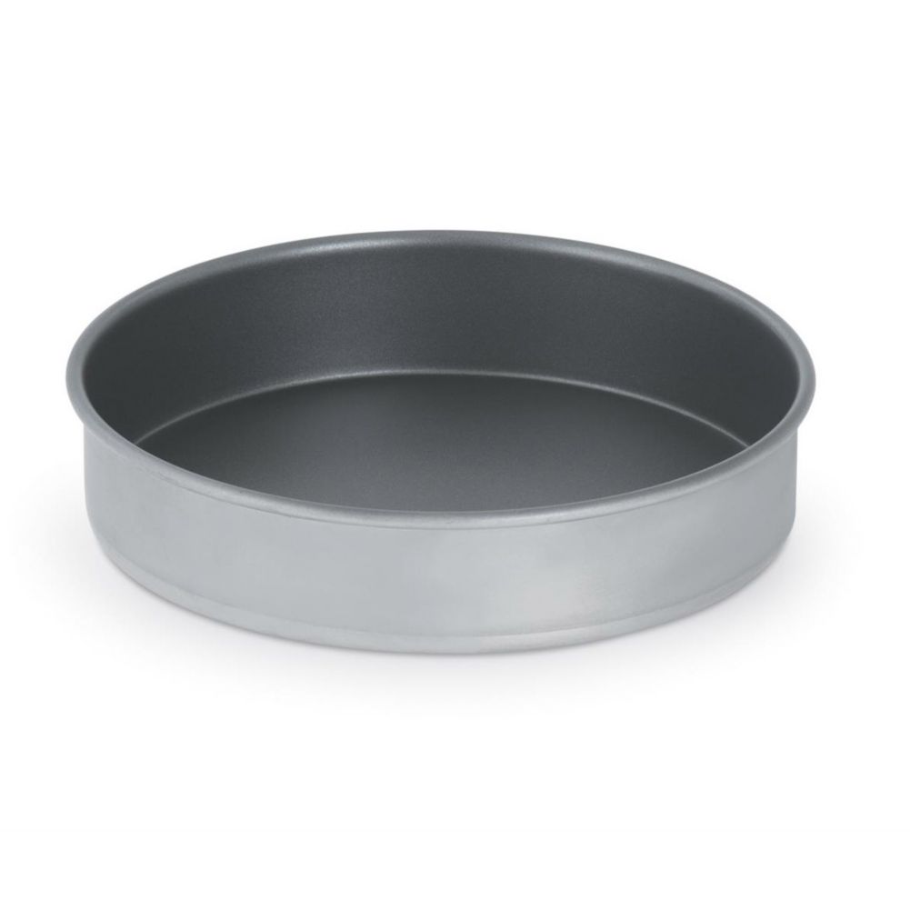 Wear-Ever&reg; Non-Stick Aluminum 9" Layer Cake Pan