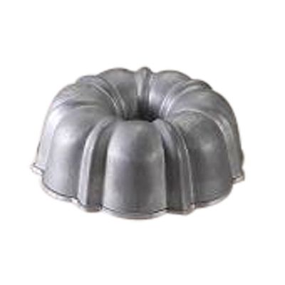 Nordic Ware&reg; 6-Cup Bundt Pan