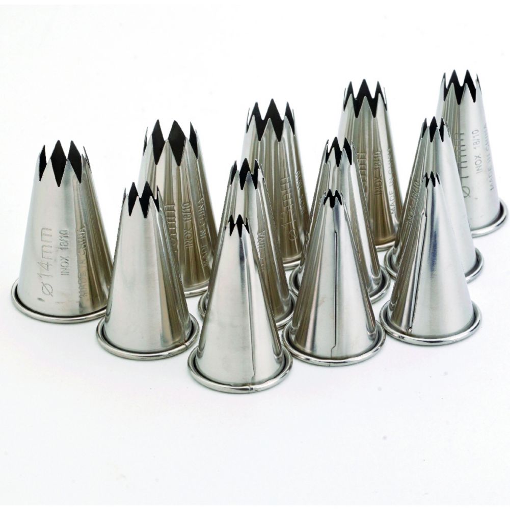 Browne Foodservice 12 Piece S/S Star Pastry Tip Set