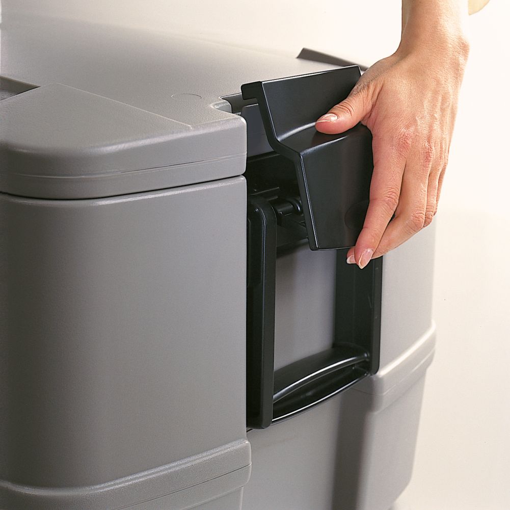 Rubbermaid CaterMax&trade; 50 Platinum Insulated 4-Food Pan Carrier
