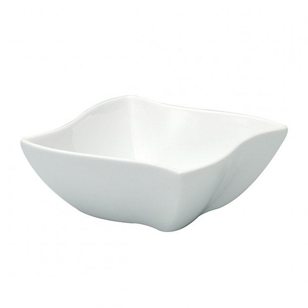 Oneida Porcelain Undecorated  16.25 oz Wave Bowl