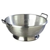 Carlisle&reg; 11 Qt. Standard Weight Aluminum Colander