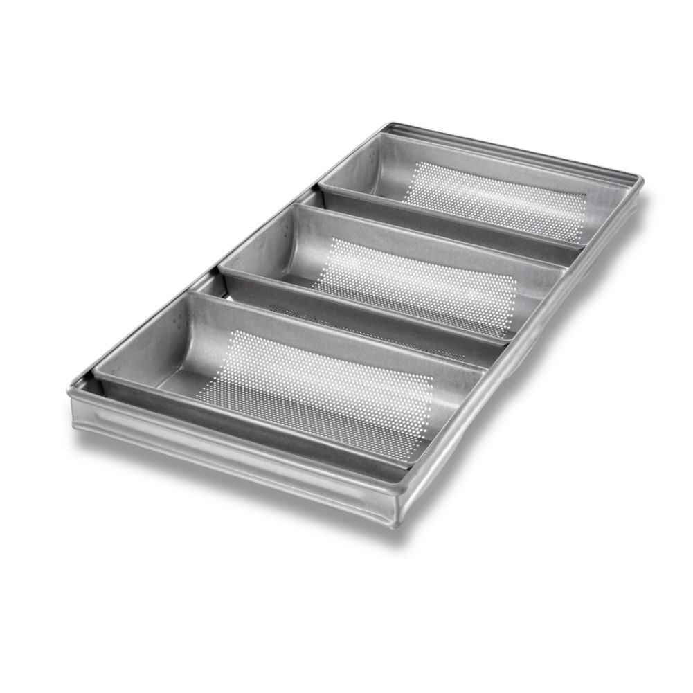 Chicago Metallic Bakeware Aluminized Steel 3-Strap Hearth Bread Pan
