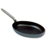 Matfer Bourgeat Non-Stick Aluminum Oval Fish Frying Pan