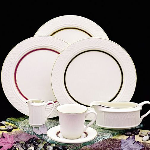 Homer Laughlin China Gothic&reg; Inverness Maroon 2 oz Fruit Dish