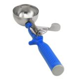 Vollrath Size 16 S/S Thumb-Action 9" Disher w/ Dark Blue Handle