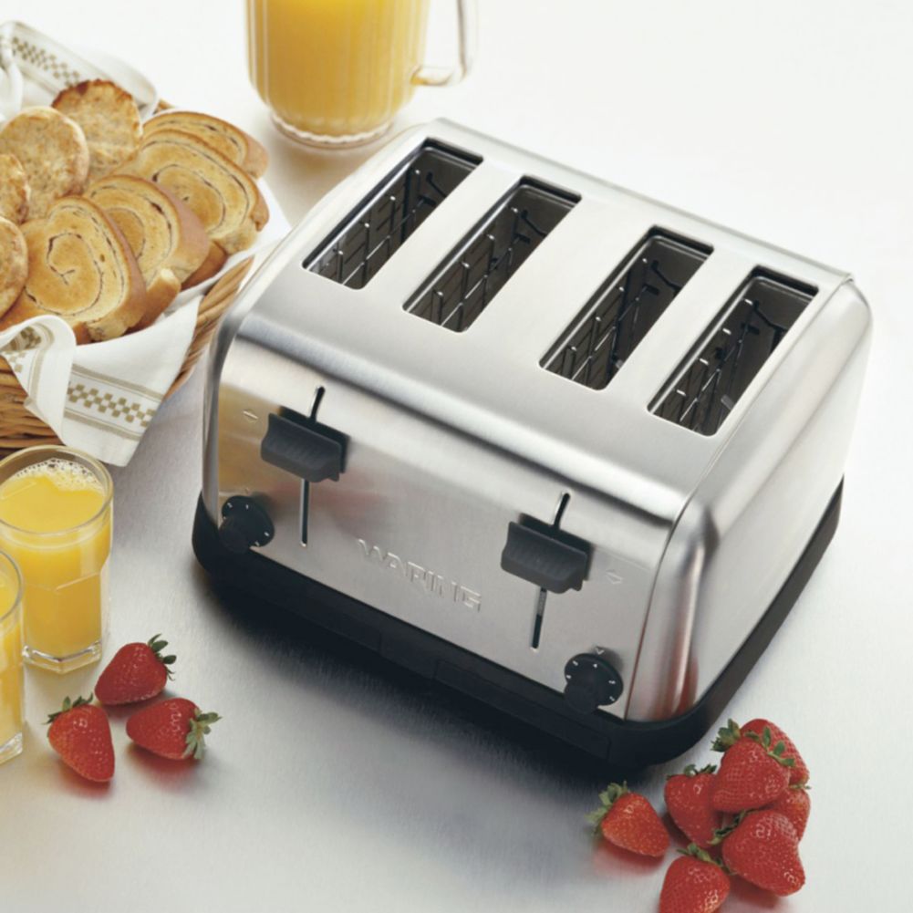 Waring&reg; Medium Duty Four Slice Toaster