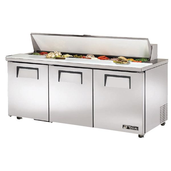 True&reg; ADA Compliant 19 Cu Ft Sandwich / Salad  Unit w/ 18 Pans
