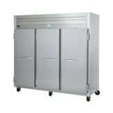 Randell&reg; Reach-In Triple Door Refrigerator