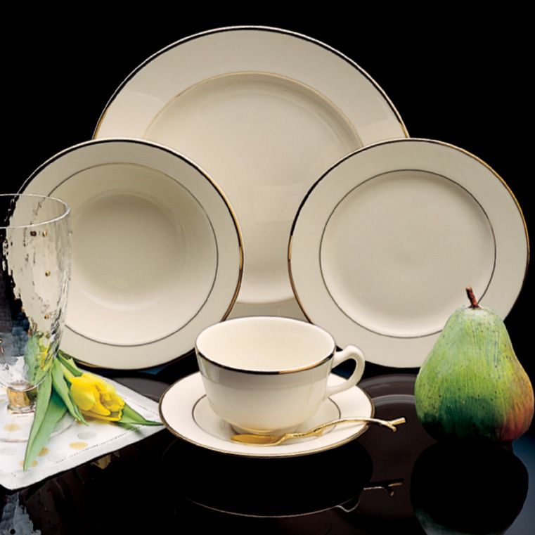 Homer Laughlin China Cavalier Diplomat 11.5 oz Creamer