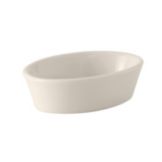 Tuxton&reg; 10 Oz. Eggshell Oval Baker