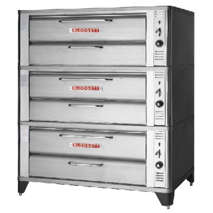 Blodgett 900 Series Gas Baking / Roasting Triple Deck Oven, 7" H