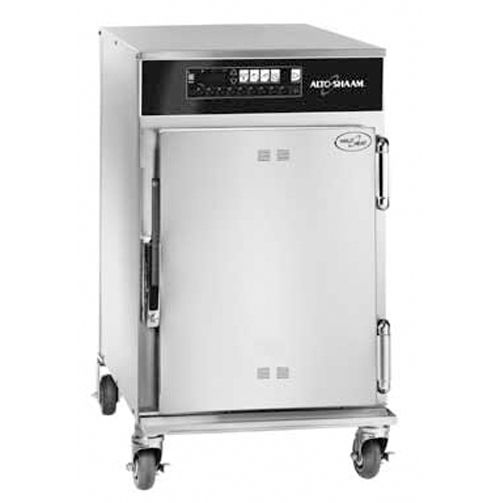 Alto-Shaam&reg; Low Temperature Electric Cook and Hold Oven