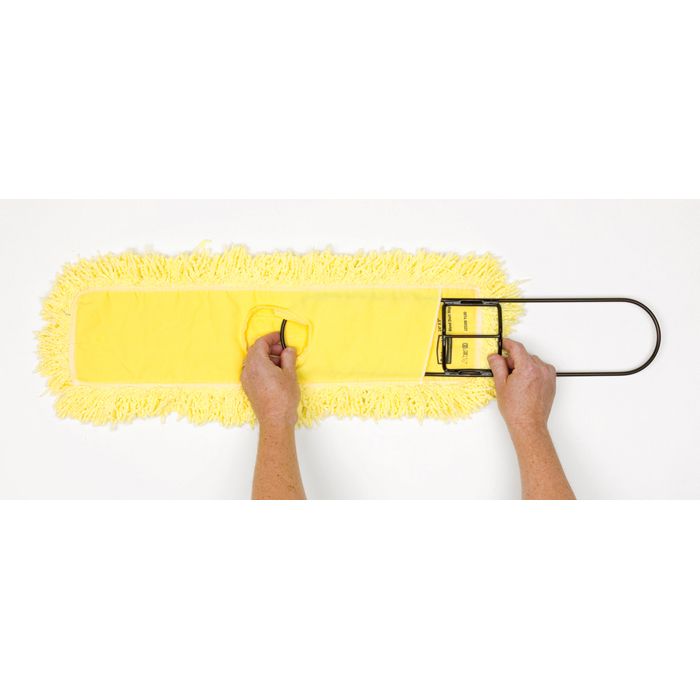 Rubbermaid Yellow Twisted Loop Blended 24" Dust Mop