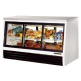 True&reg; 6-Sliding Door Low-Height 25 Cu Ft Pass-Thru Deli Case