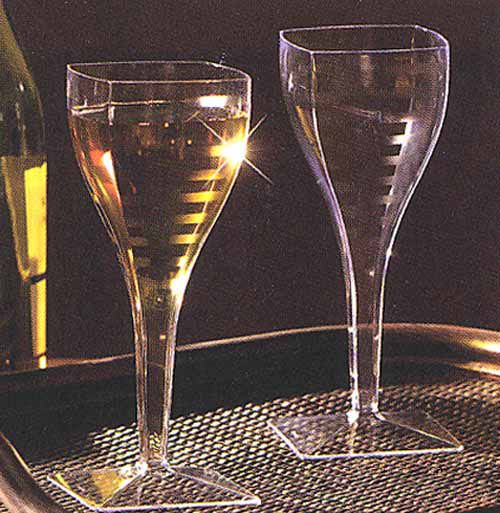 EMI Yoshi&reg; Squares Clear Plastic 8 oz Wine Glass