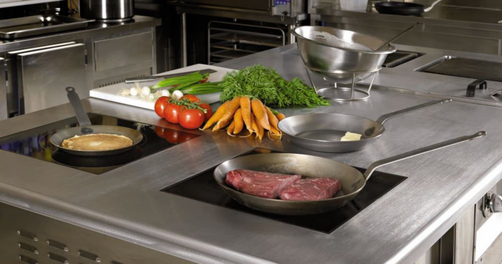 Matfer Bourgeat Black Steel 8-5/8" Frying Pan with Iron Handle