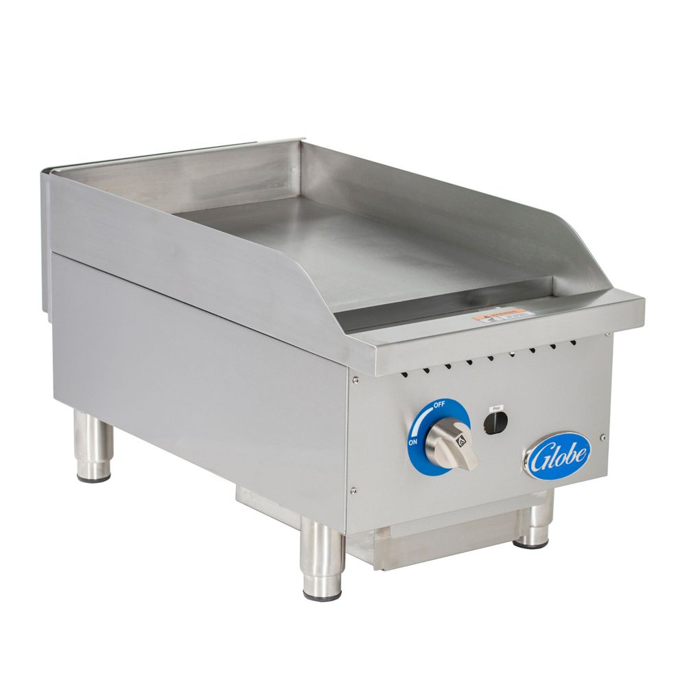 Globe Food Equip. Countertop S/S Manual Control 15" Gas Griddle