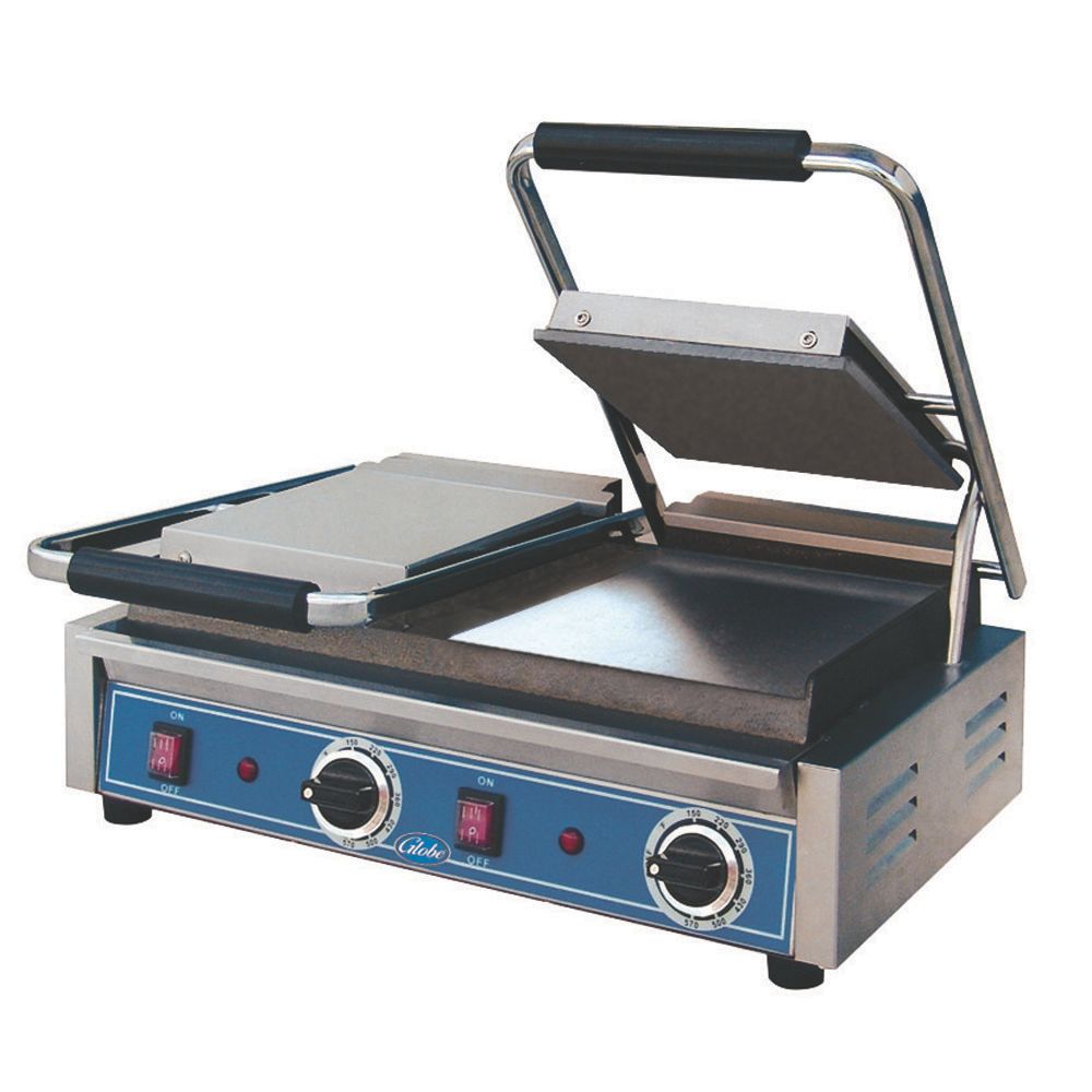 Globe Double Bistro Series Panini Grill with Smooth Plates