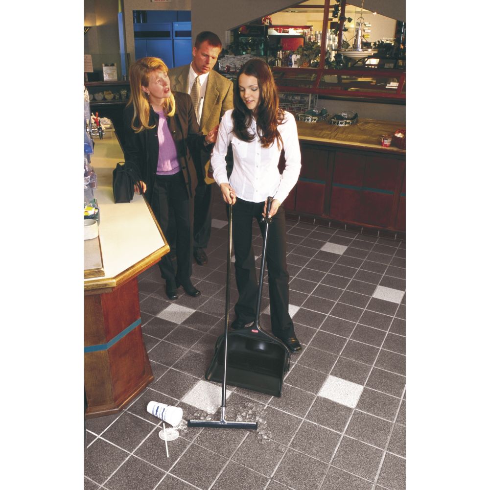 Rubbermaid Lobby Pro&reg; Black 50" Wet / Dry Cleaning Wand