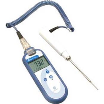 Comark Thermometer with Type-T Thermocouple and Thermistor