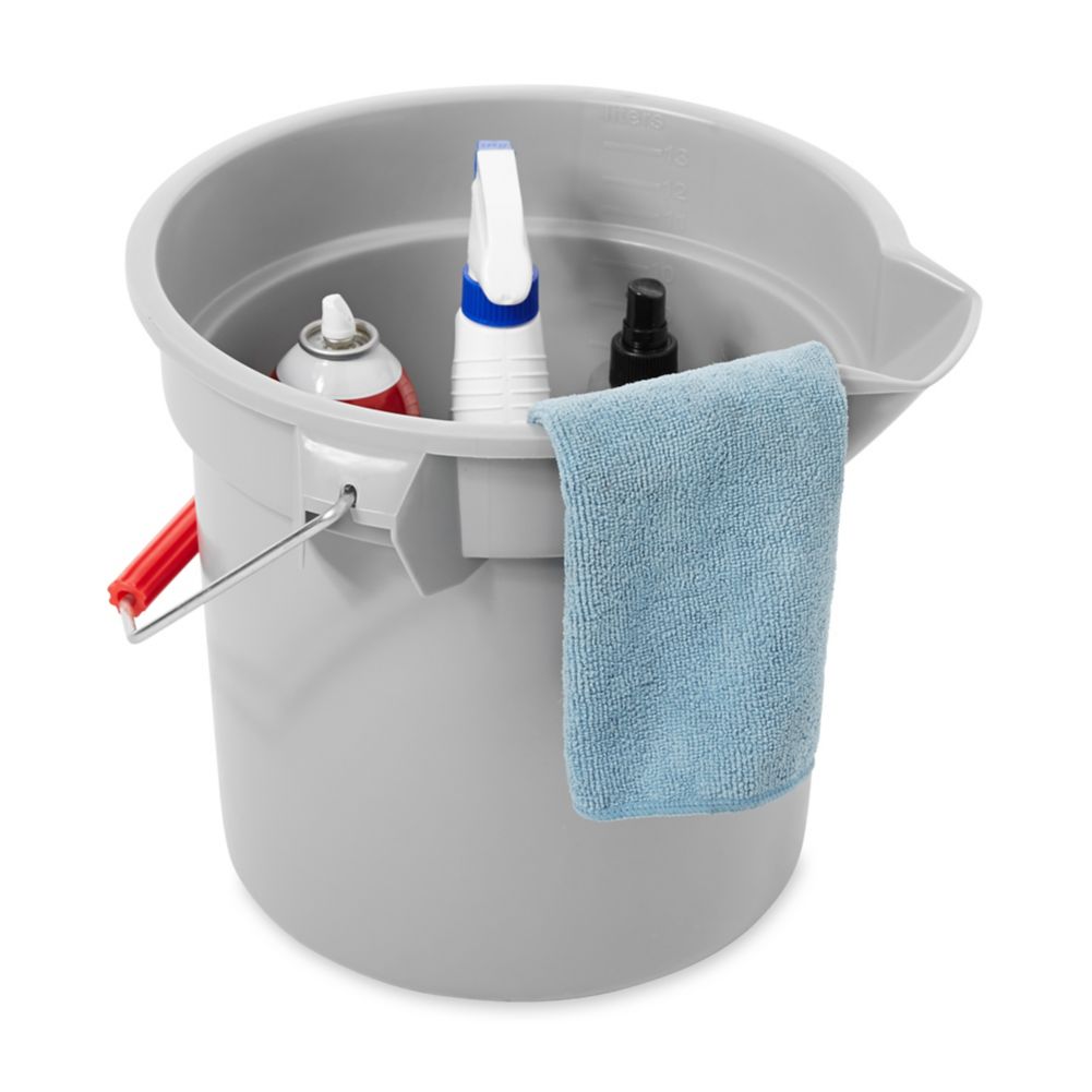 Rubbermaid BRUTE&reg; Gray 14 qt Round Bucket