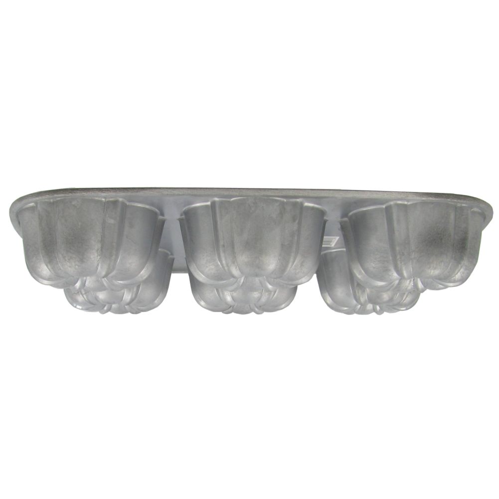 Focus Foodservice Cast Aluminum 6-Cup Fluted Muffin Pan