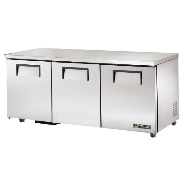 True&reg; 19 Cu Ft ADA Compliant 6-Shelf Undercounter Refrigerator