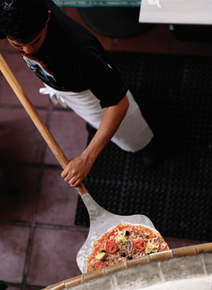 Pizza Pans Screens Peels and Separators