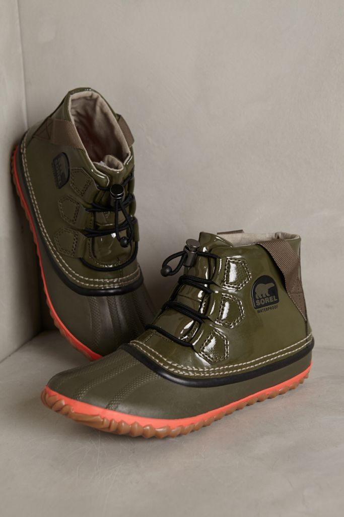 sorel in and out boot