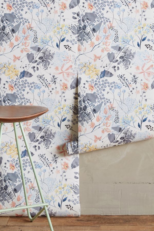 Slide View: 1: Anthropologie Rose Petals Wallpaper