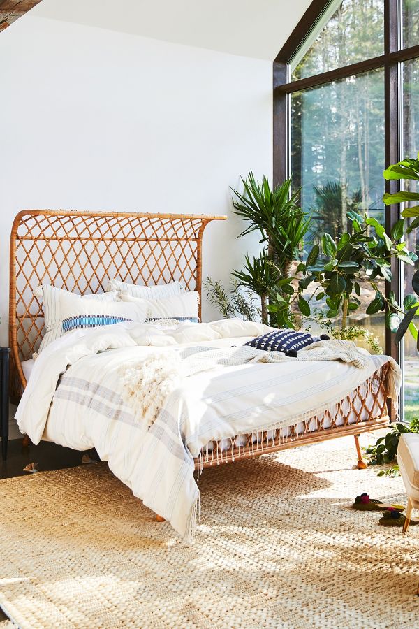 Slide View: 10: Curved Rattan Bed