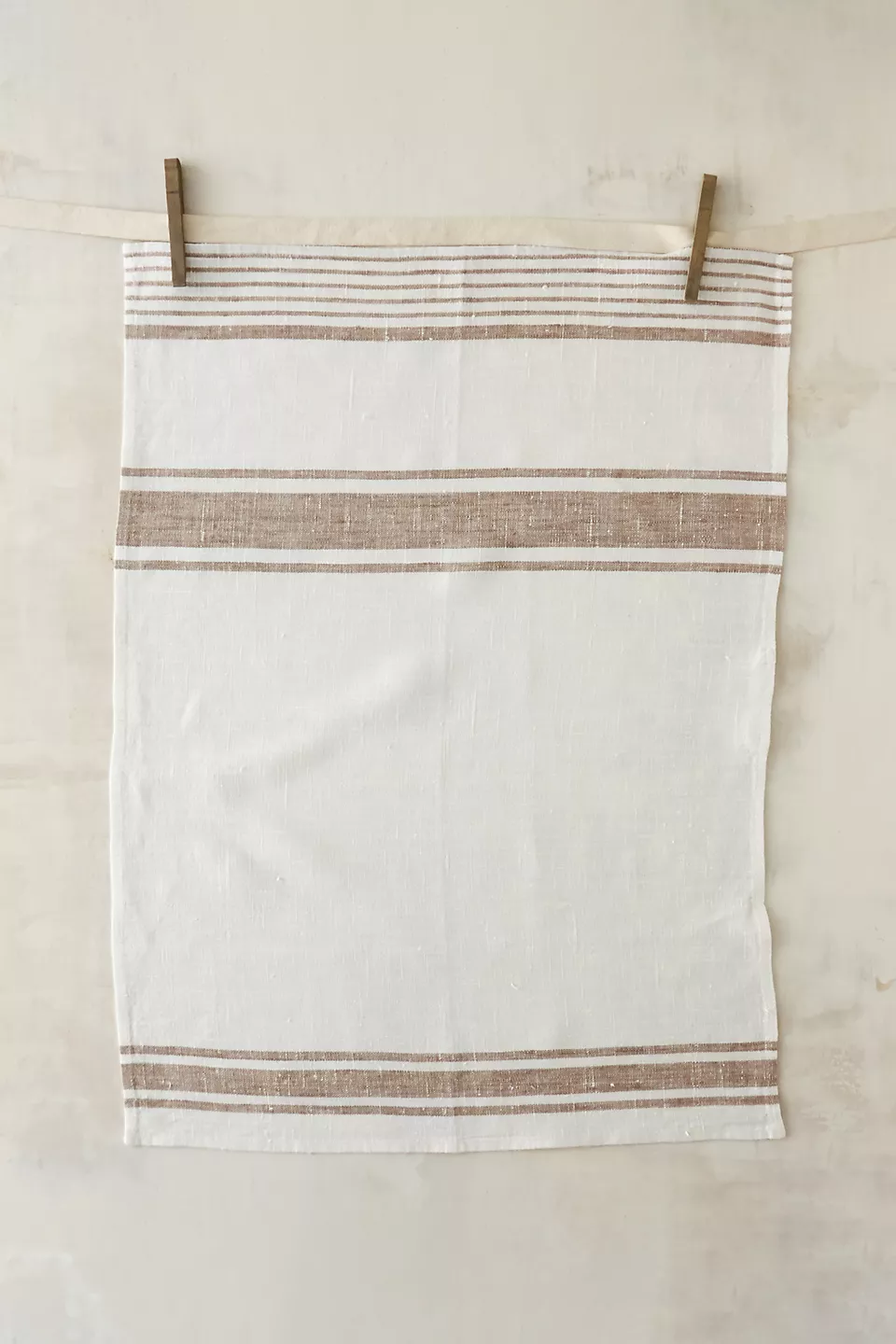 Shop Lithuanian Linen Dish Towel from Anthropologie on Openhaus