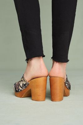 marlo slingback clog