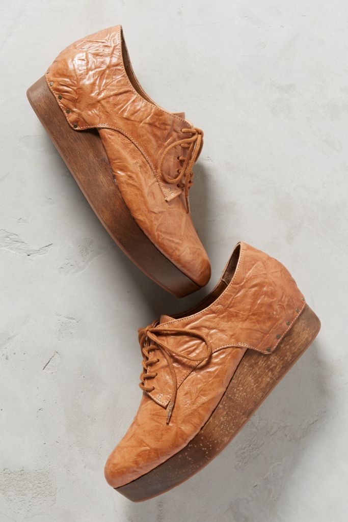 kelsi dagger brooklyn savas oxfords