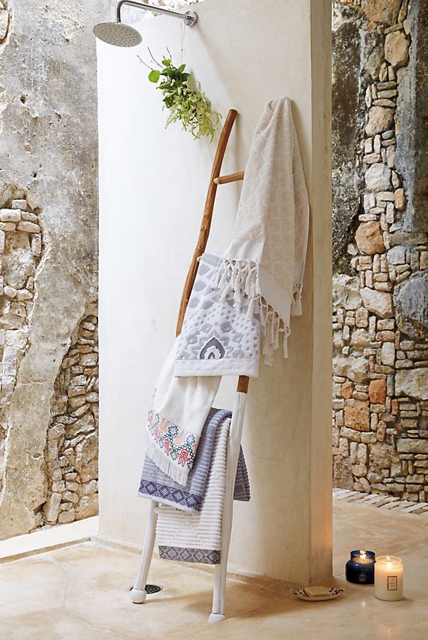 Slide View: 2: White-Dipped Ladder