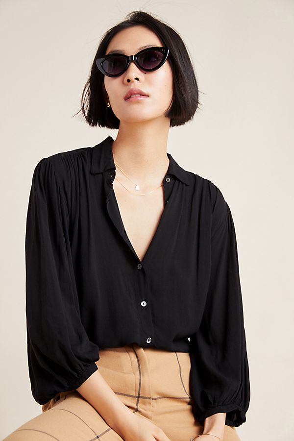 Slide View: 1: Patricia Buttondown