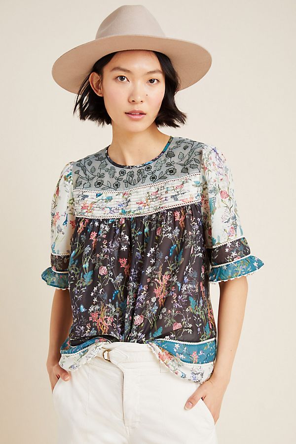 Slide View: 1: Daisy Lace Blouse
