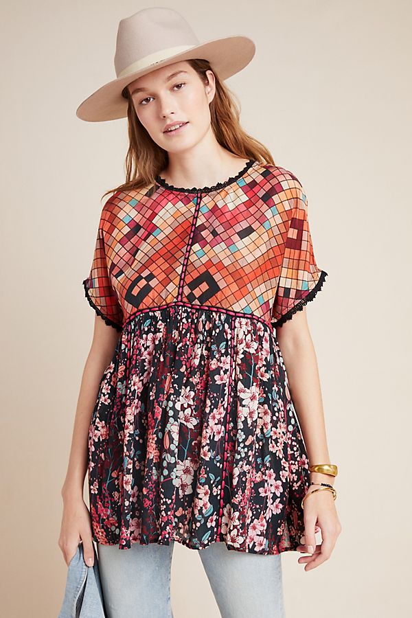 Slide View: 1: Sidonie Embroidered Swing Tunic