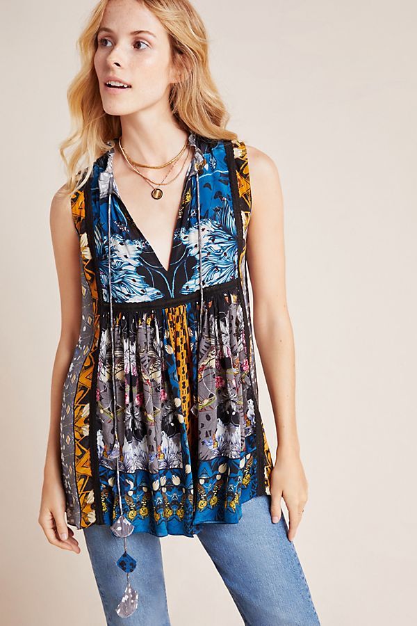 Slide View: 1: Larkin Lace Tunic