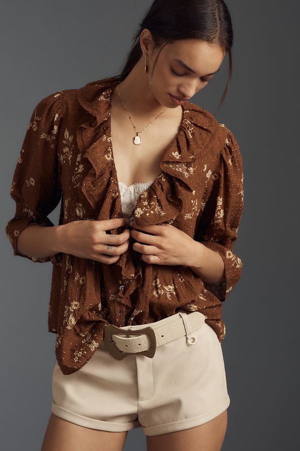 Vista de diapositivas: 1: Blusa De Botones Con Pliegues Y Volantes De Anthropologie