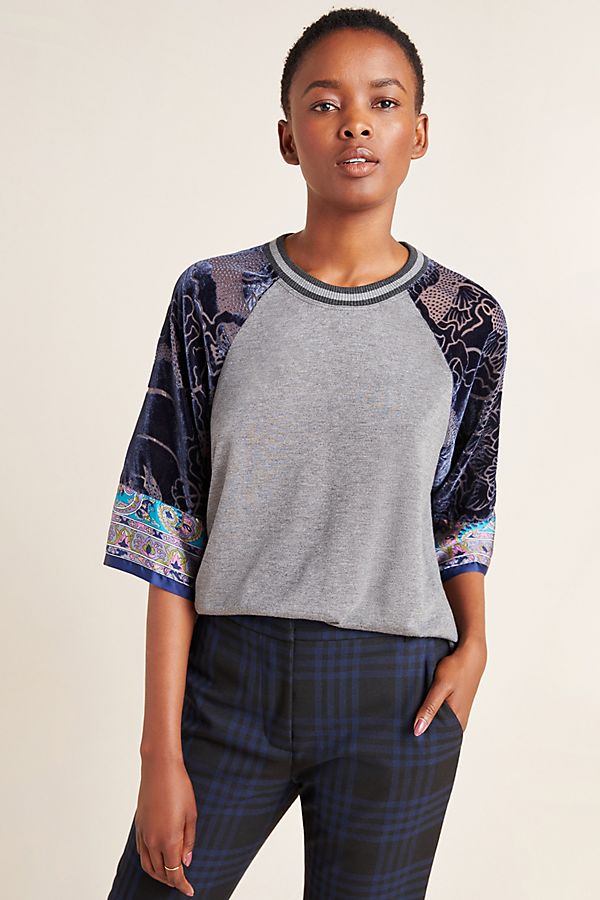 Slide View: 1: Cassidy Top