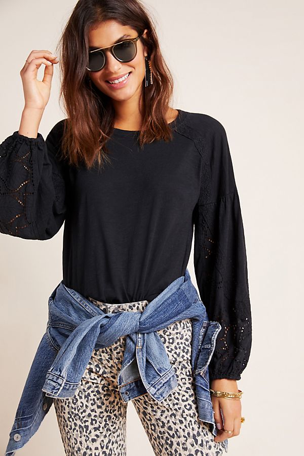 Slide View: 1: Shiloh Balloon-Sleeved Top