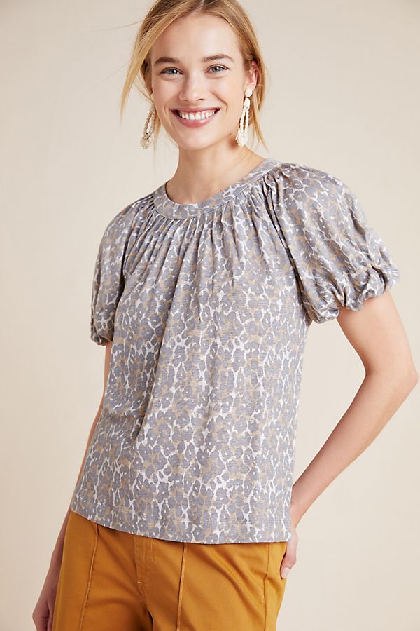 Slide View: 1: Linen Puff-Sleeved Top