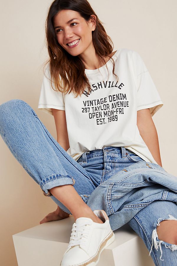 Slide View: 1: Nashville Graphic Tee
