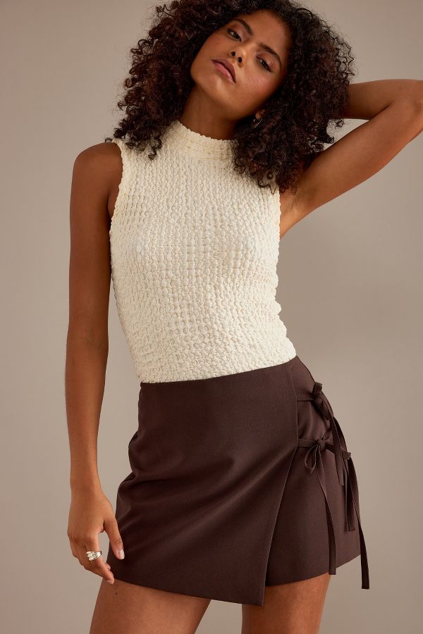 Slide View: 1: Textured Turtleneck Tank Top