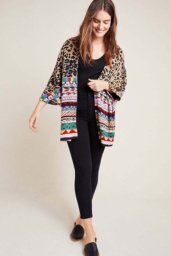 Slide View: 1: Annistyn Kimono
