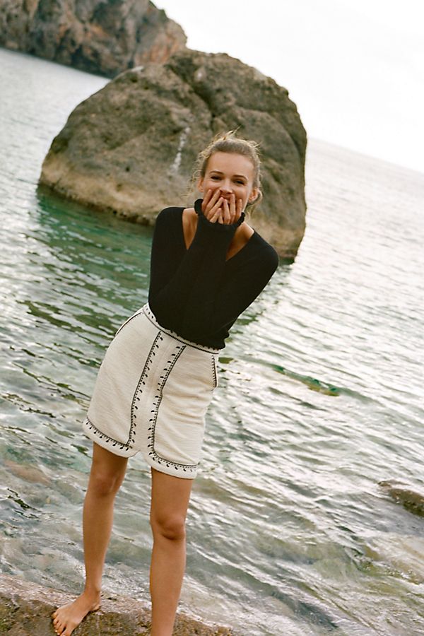 Slide View: 1: Tulley Textured Mini Skirt