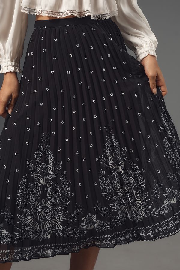 Slide View: 2: Farm Rio Floral Pleated Midi Skirt